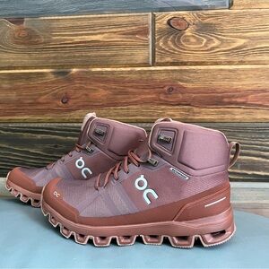 Cloudrock Women’s Ankle Waterproof Hiking Boots (size 8)